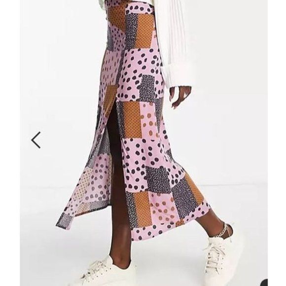 ASOS DESIGN midi slip skirt with thigh split in patchwork spot print - Picture 1 of 4